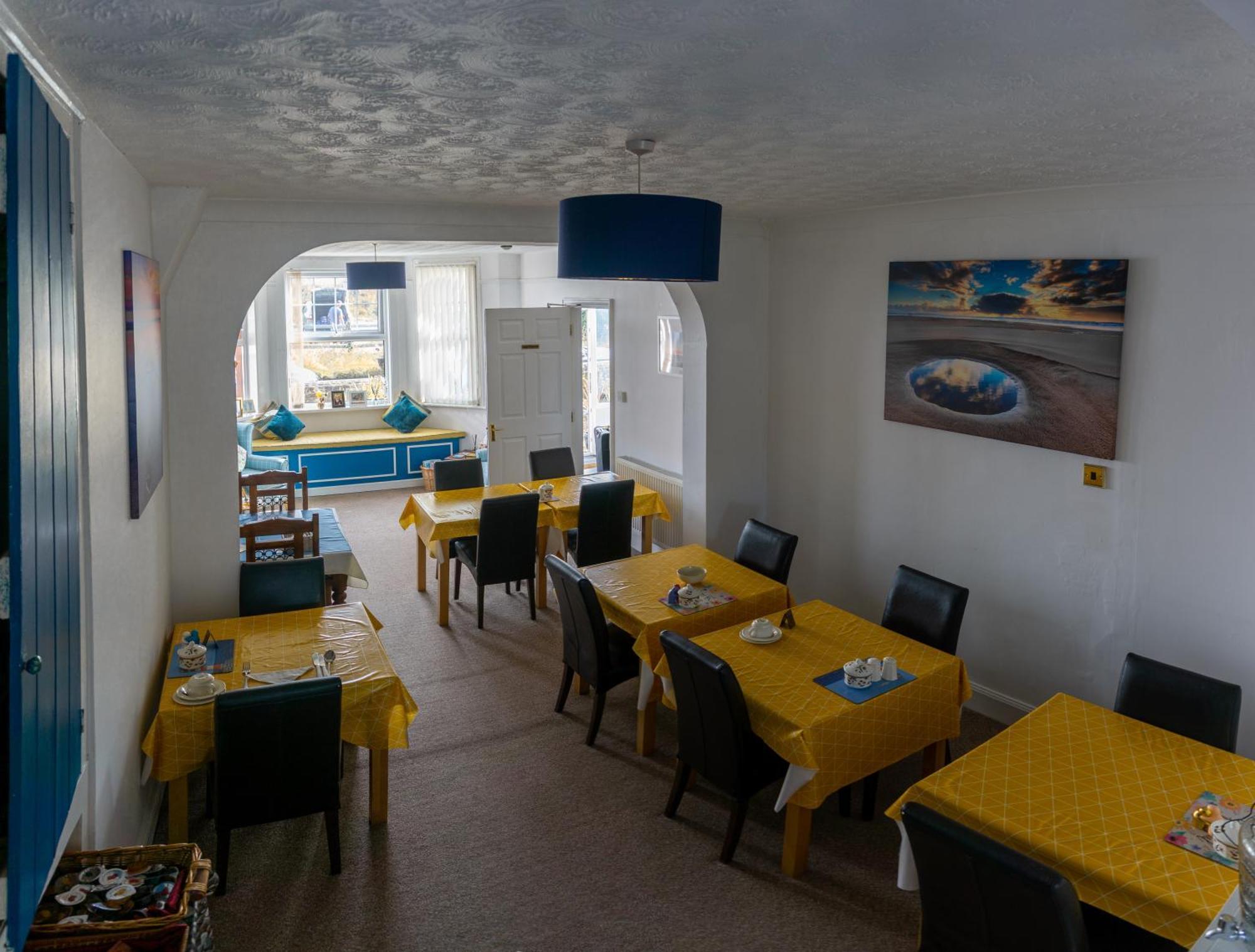 Sea Jade Guest House Буде Экстерьер фото